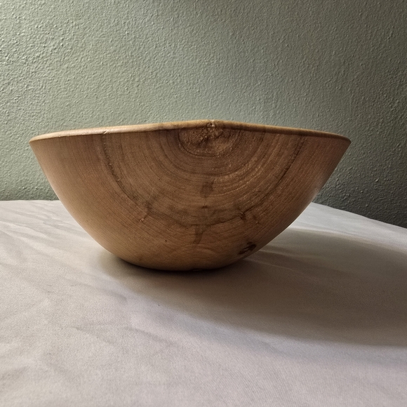 🪵Handmade Maple Wood Bowl 6 1/2 x3 - Picture 3 of 9